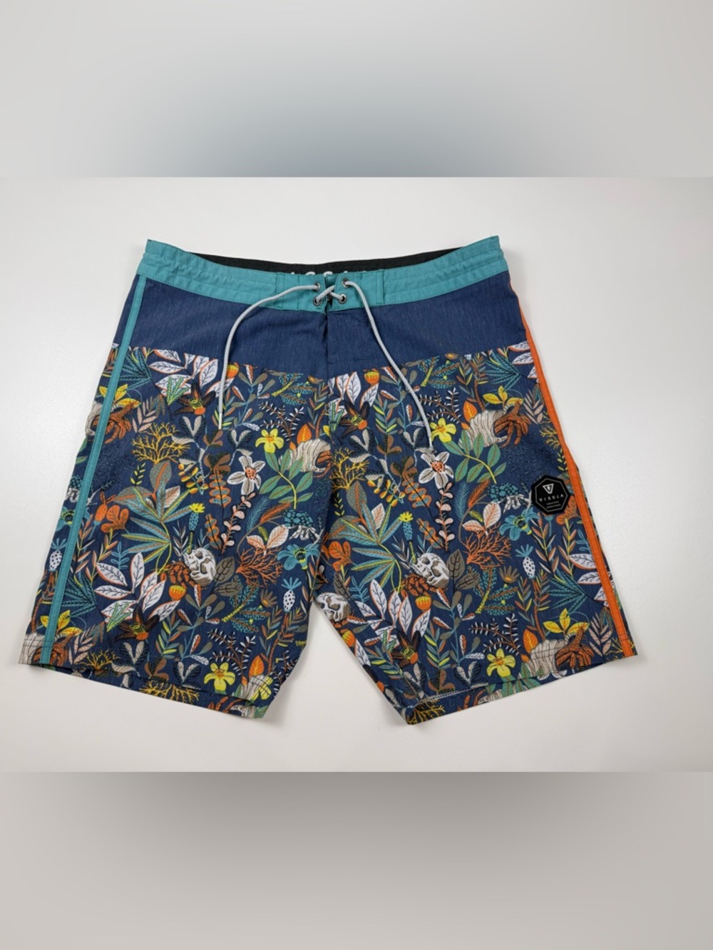 Vissla Boardshorts Swim Trunks Men’s Size 34 Drawstring Surf Tropical Floral